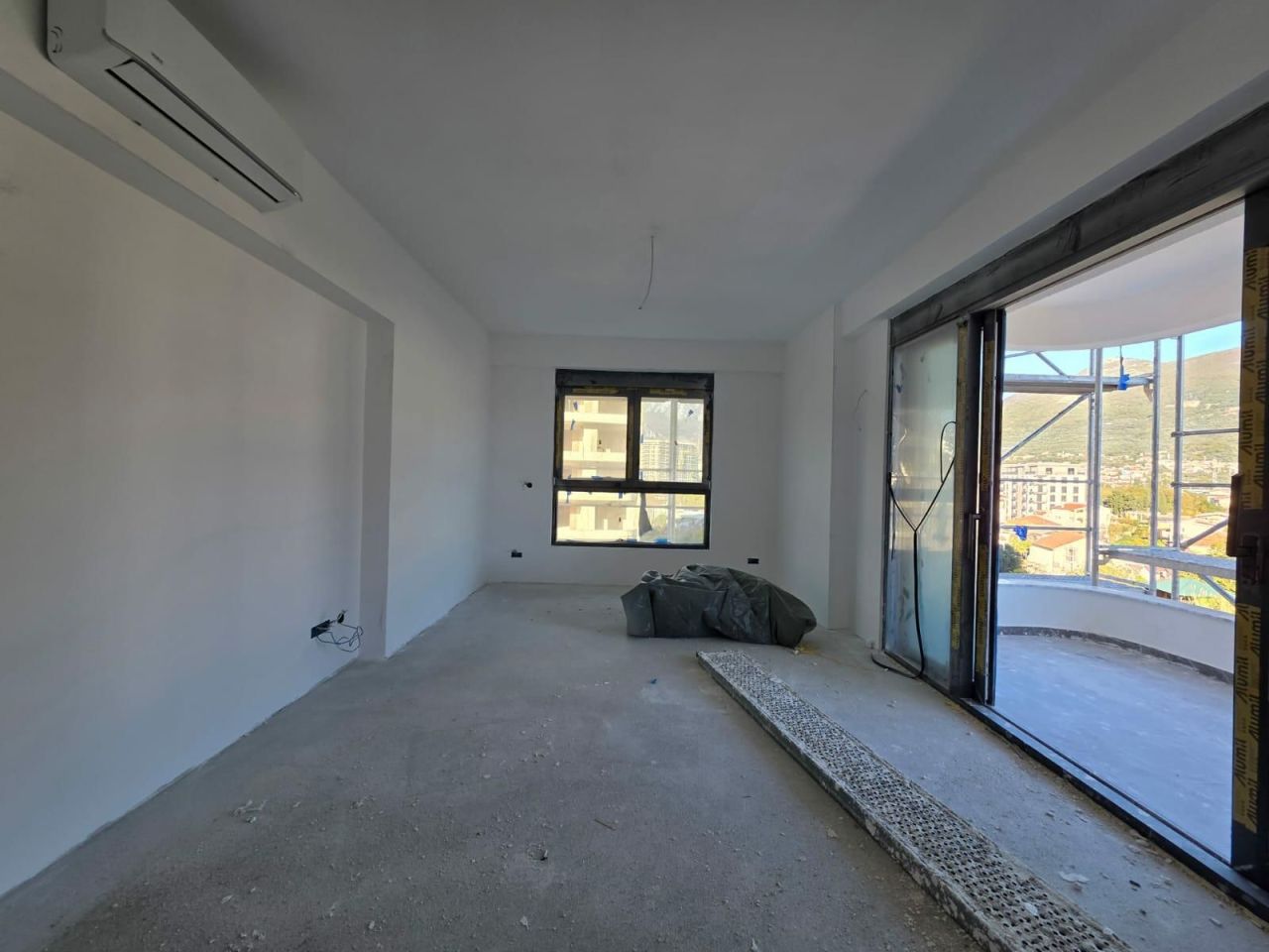 Квартира в Баре, Черногория, 70 м² - фото 4