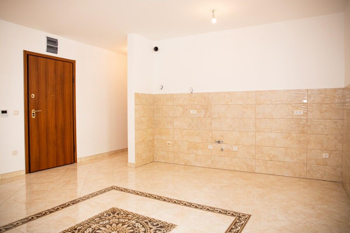 Квартира в Бечичи, Черногория, 69 м² - фото 5