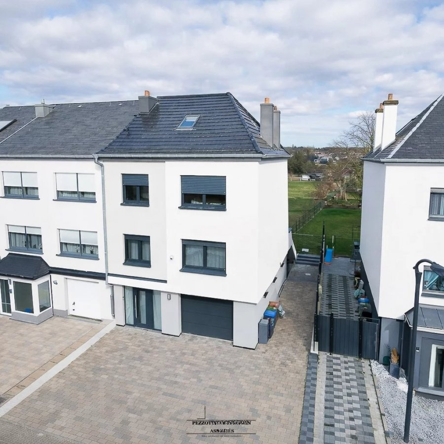 Квартира в Люксембурге, Люксембург, 190 м² - фото 1