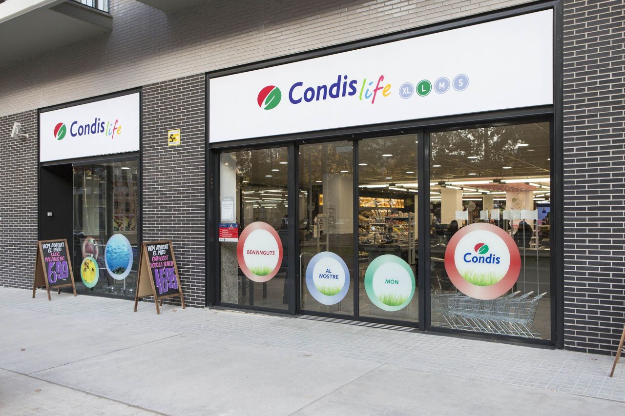 Коммерческая недвижимость в Барселоне, Испания, 527 м² - фото 1