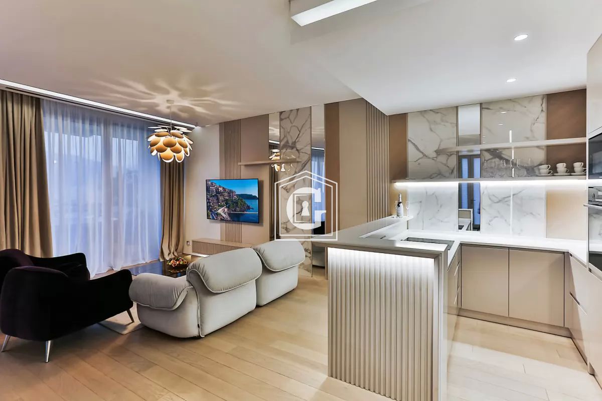 Апартаменты в Будве, Черногория, 180 м² - фото 1