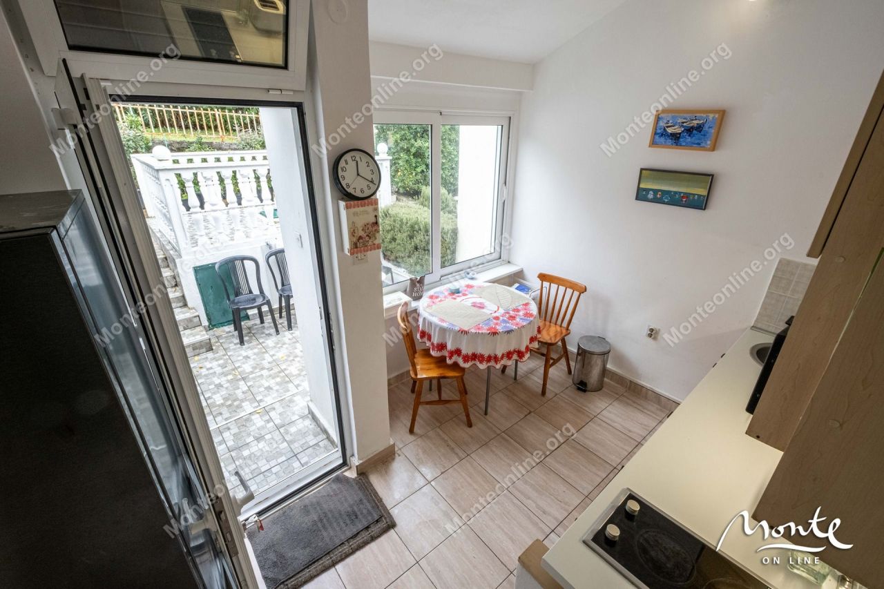 Апартаменты в Крашичах, Черногория, 55 м² - фото 8