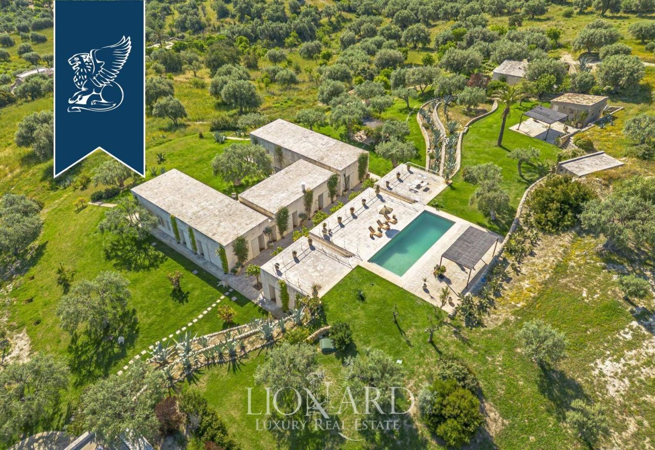 Вилла в Ното, Италия, 630 м² - фото 2