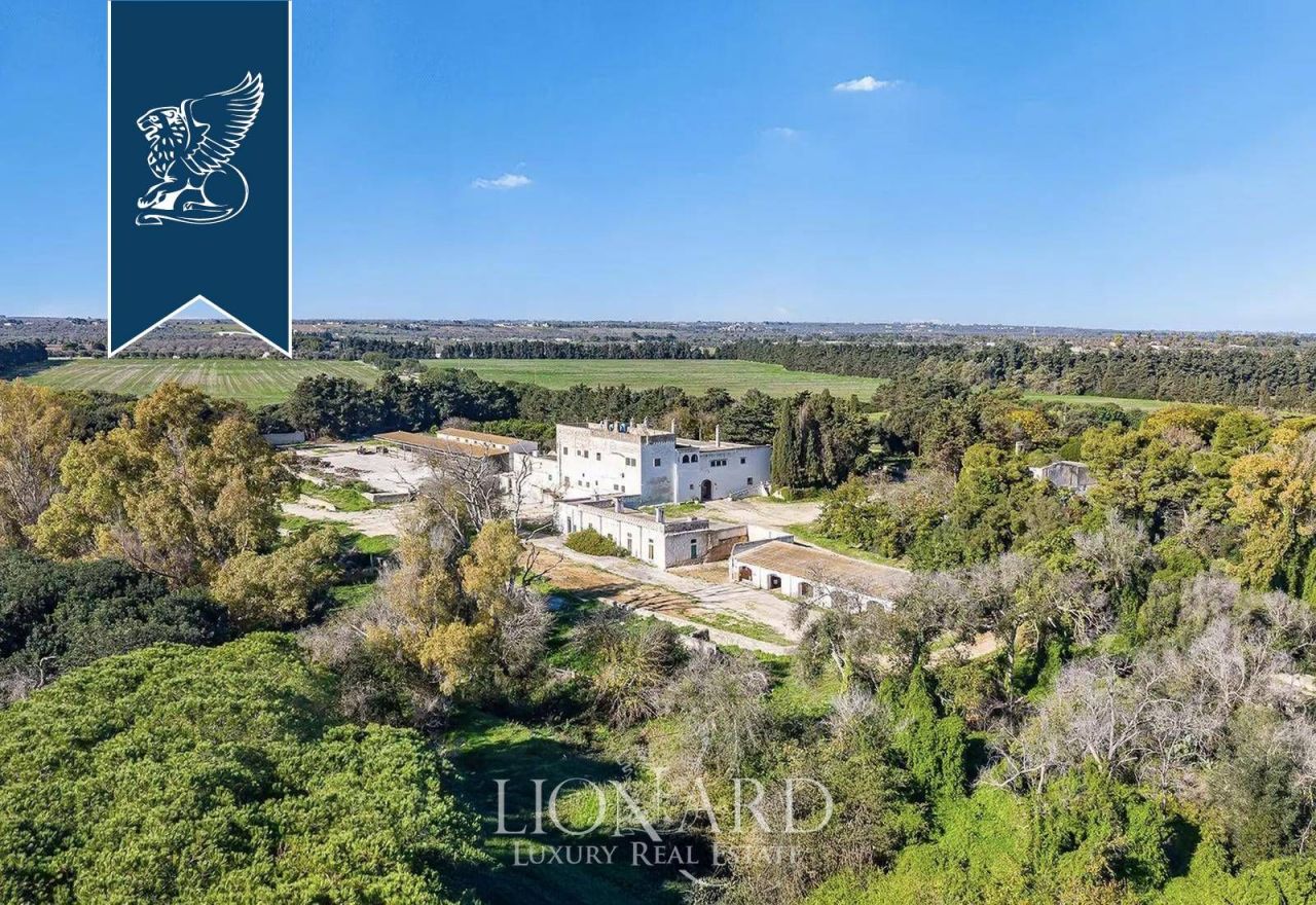 Дом в Бриндизи, Италия, 2 400 м² - фото 2