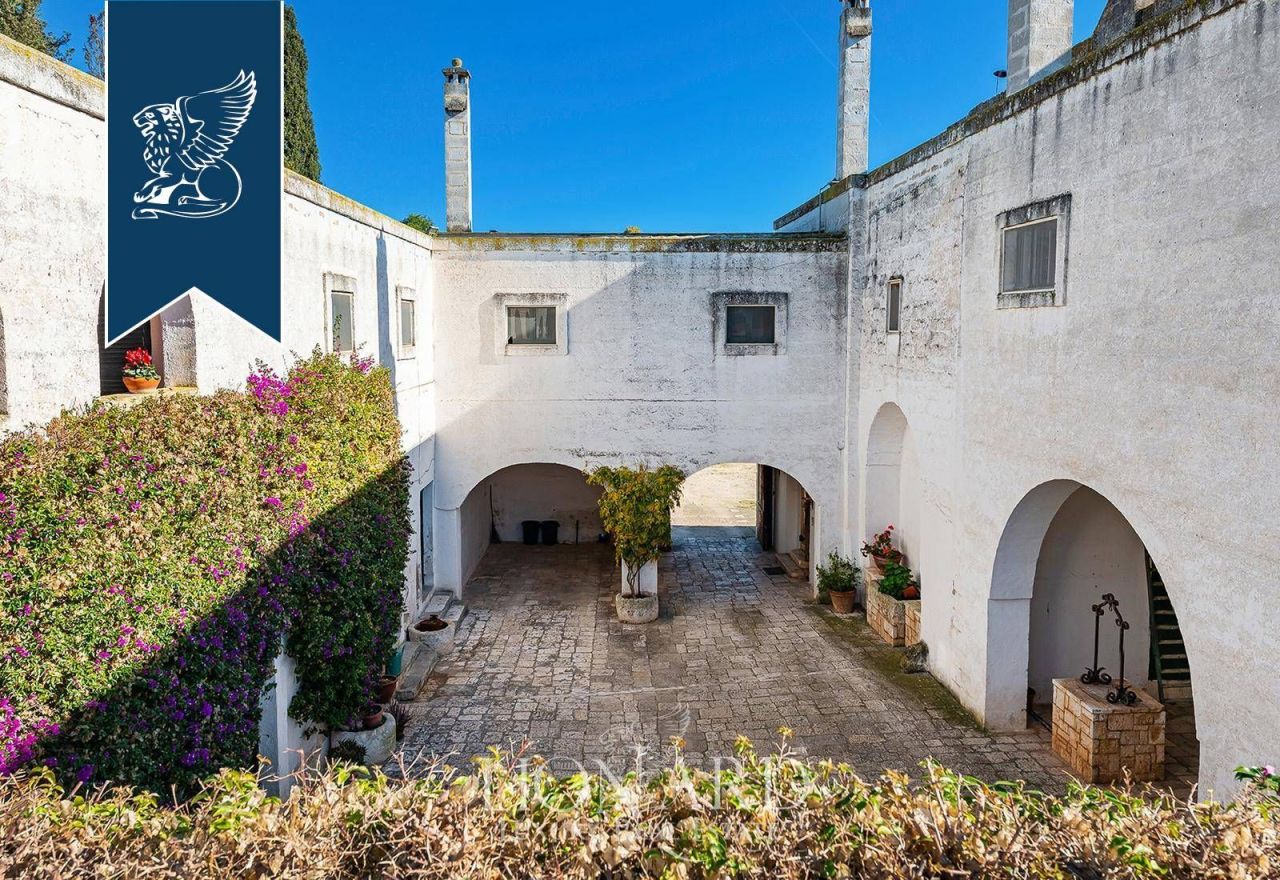 Дом в Бриндизи, Италия, 2 400 м² - фото 5