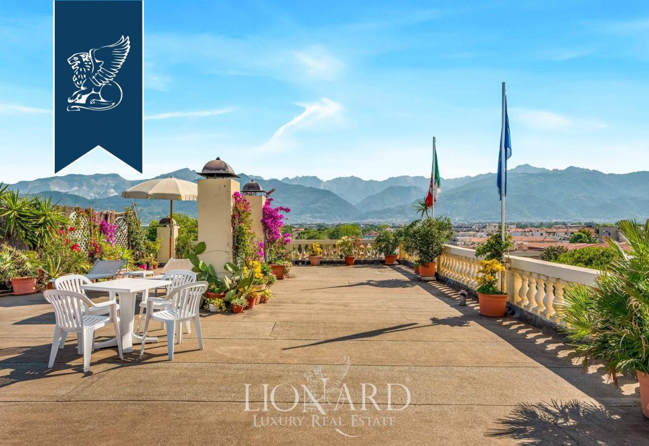 Отель, гостиница в Массе, Италия, 1 869 м² - фото 7