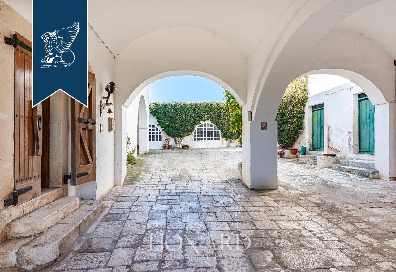 Дом в Бриндизи, Италия, 2 400 м² - фото 8