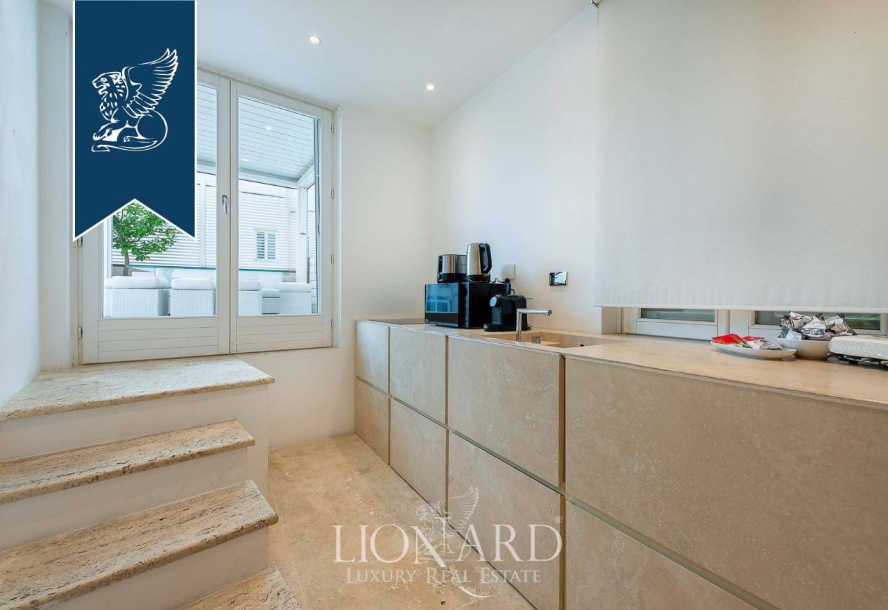 Апартаменты в Риме, Италия, 157 м² - фото 15