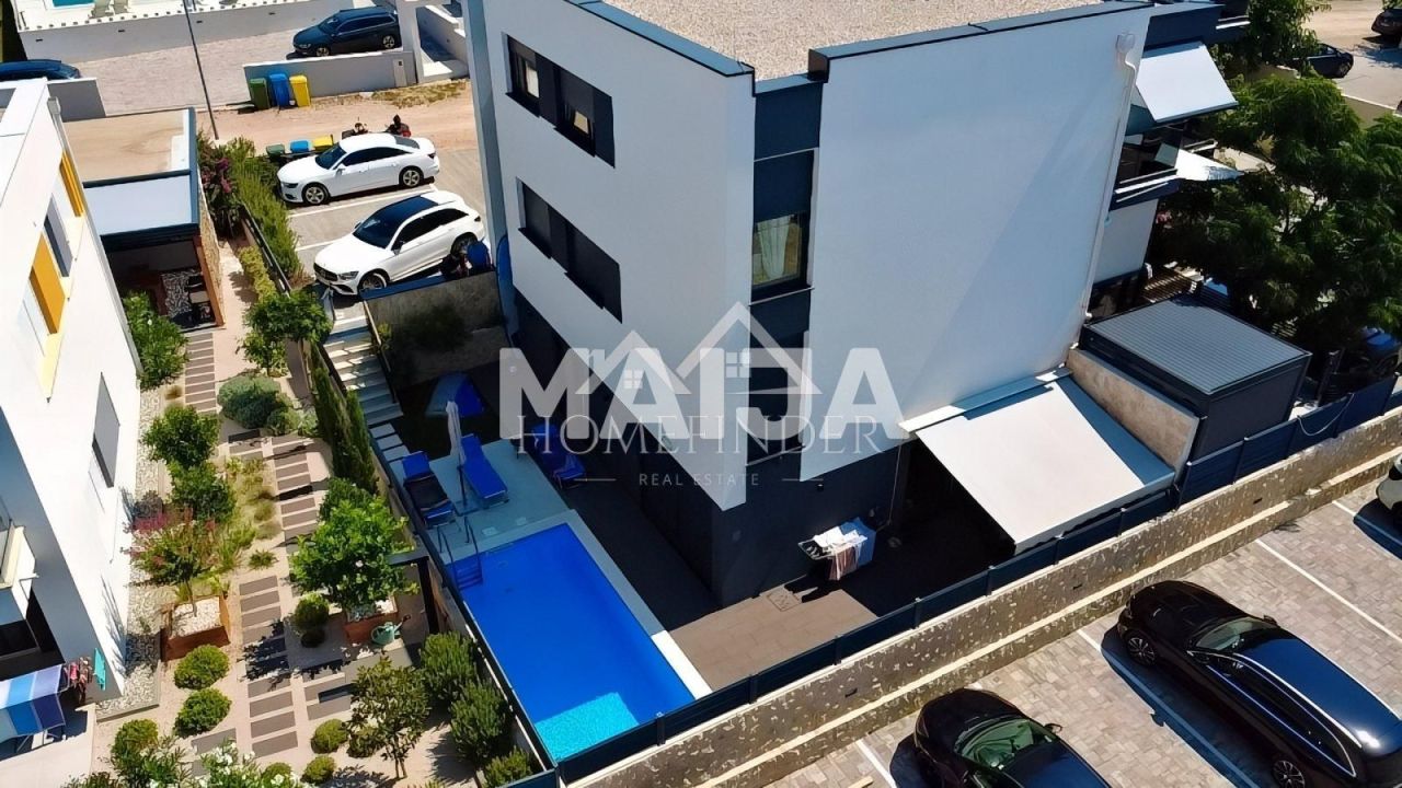 Апартаменты в Задаре, Хорватия, 75 м² - фото 1