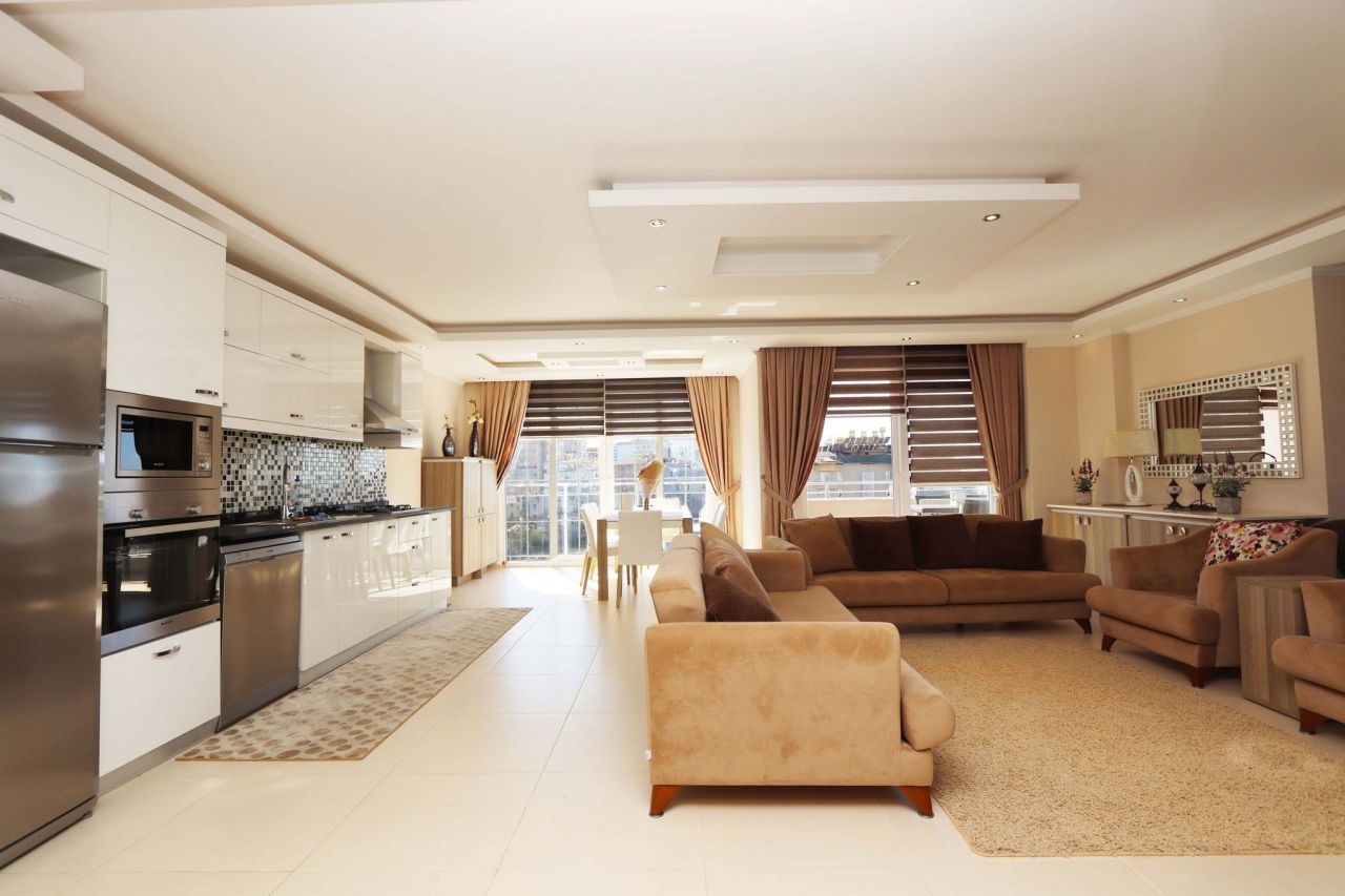 Апартаменты в Алании, Турция, 220 м² - фото 1