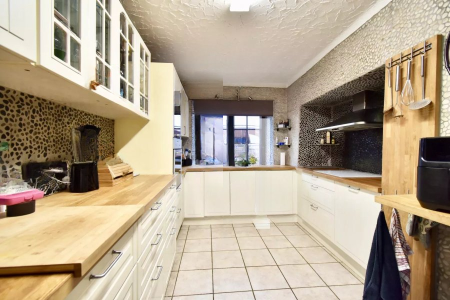 Квартира в Люксембурге, Люксембург, 150 м² - фото 7