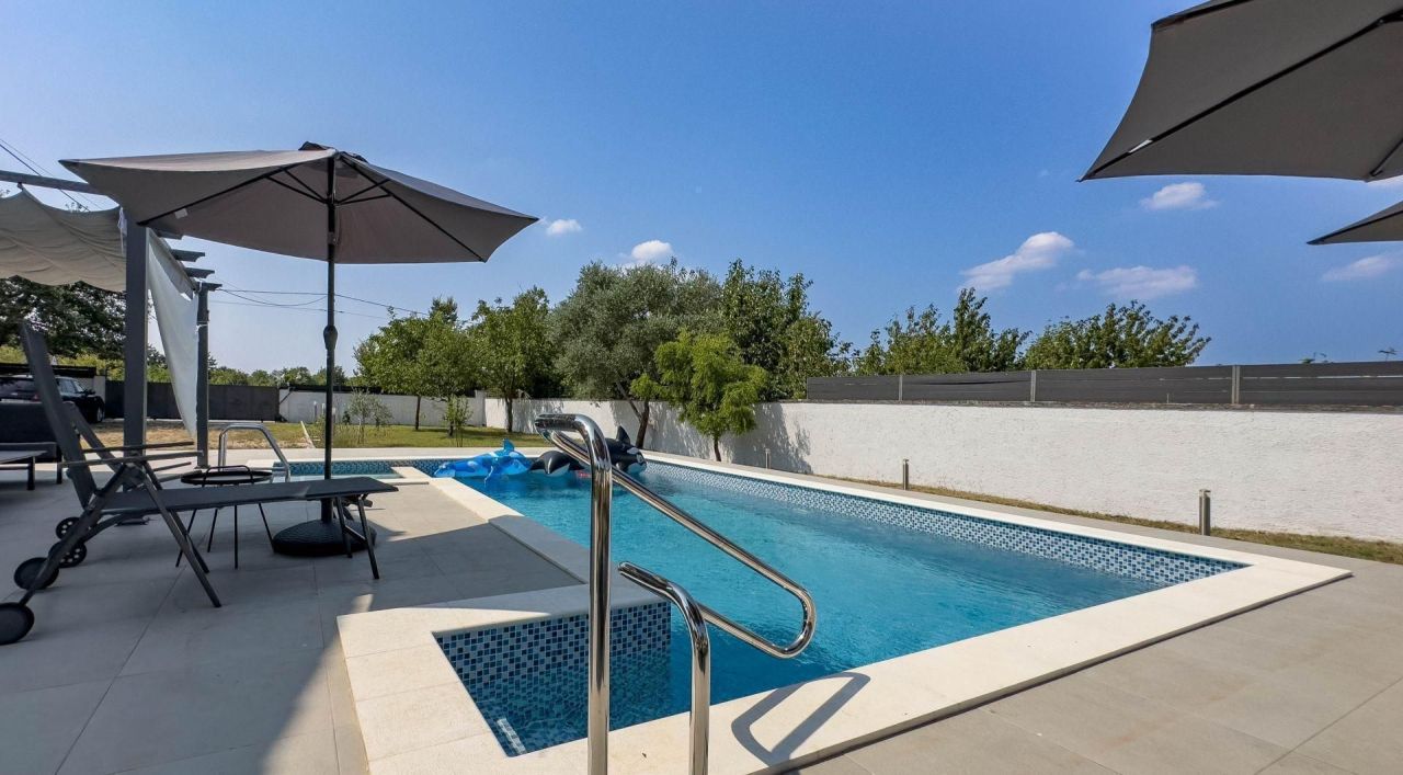 Вилла в Светвинченате, Хорватия, 220 м² - фото 3