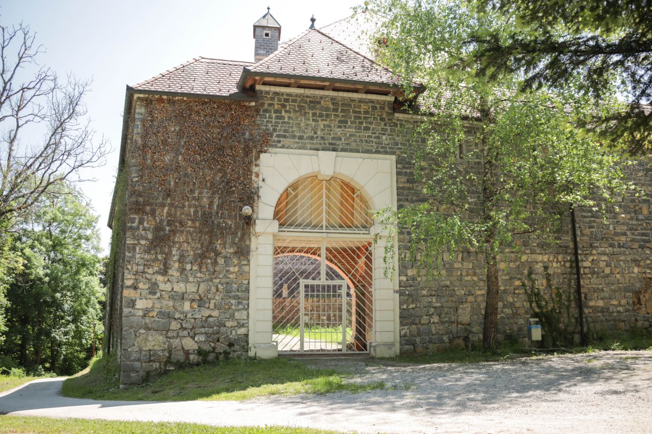 Отель, гостиница в Требне, Словения, 770 м² - фото 7