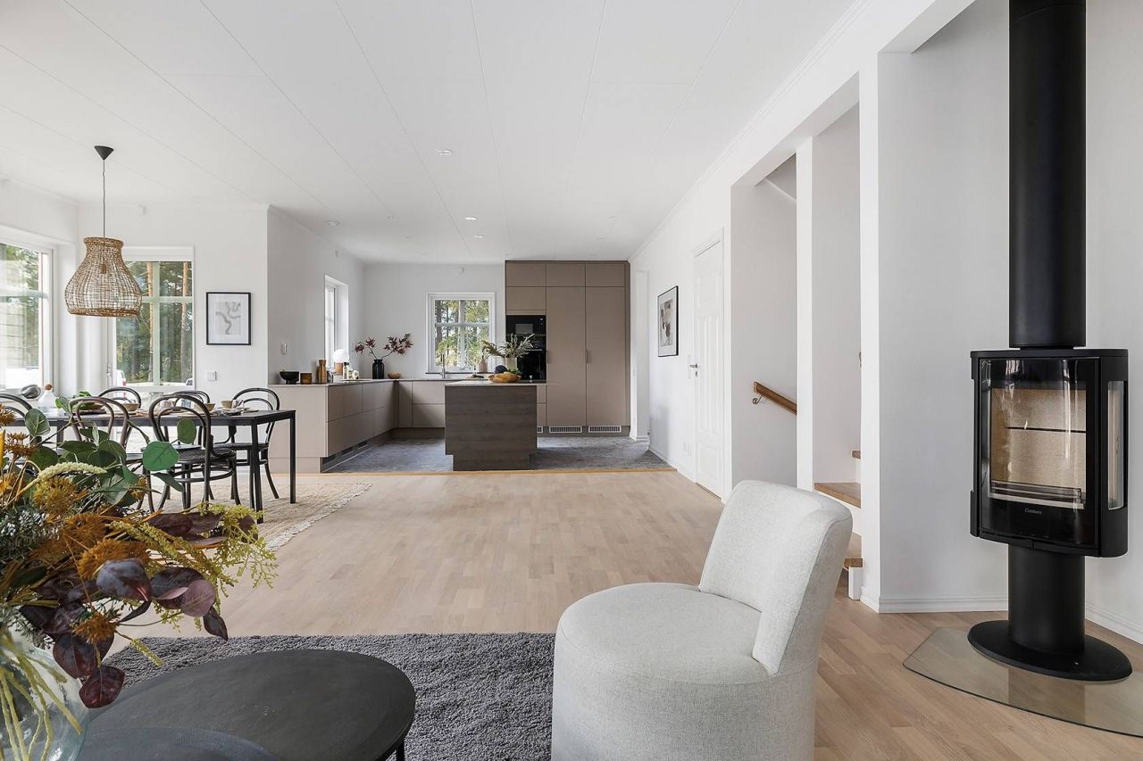 Вилла в Стокгольме, Швеция, 302 м² - фото 5