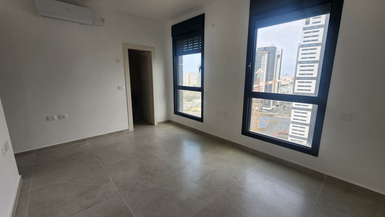 Квартира в Бат-Яме, Израиль, 130 м² - фото 6