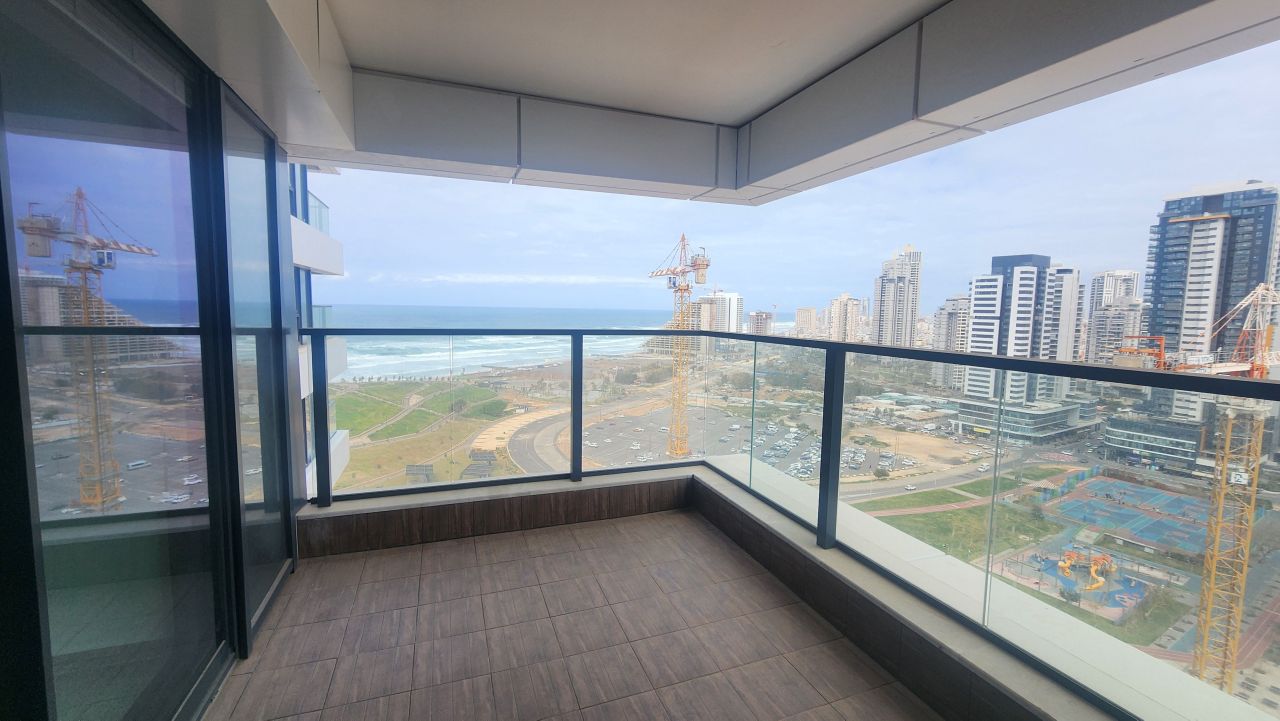 Квартира в Бат-Яме, Израиль, 130 м² - фото 4