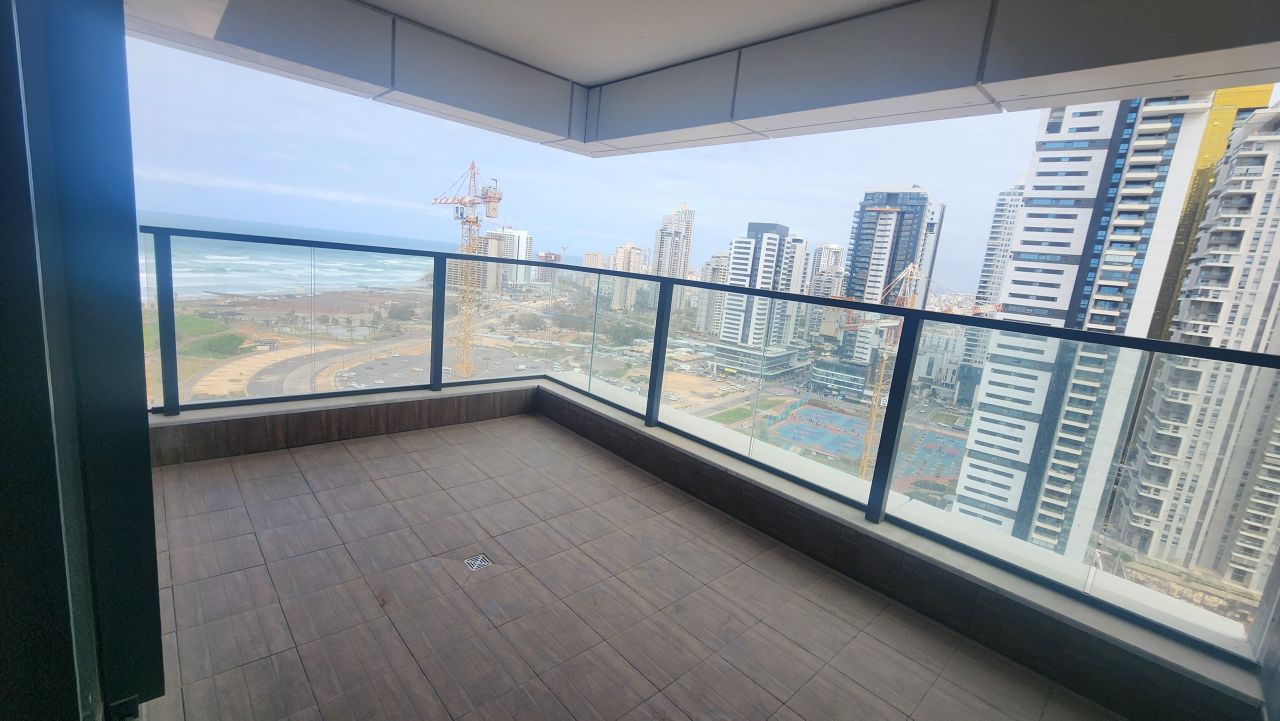 Квартира в Бат-Яме, Израиль, 130 м² - фото 3