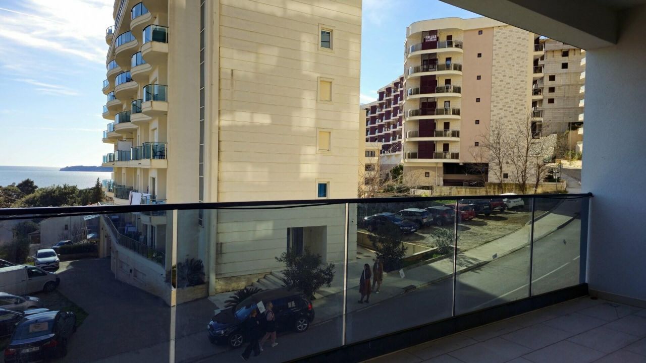 Квартира в Бечичи, Черногория, 39 м² - фото 2