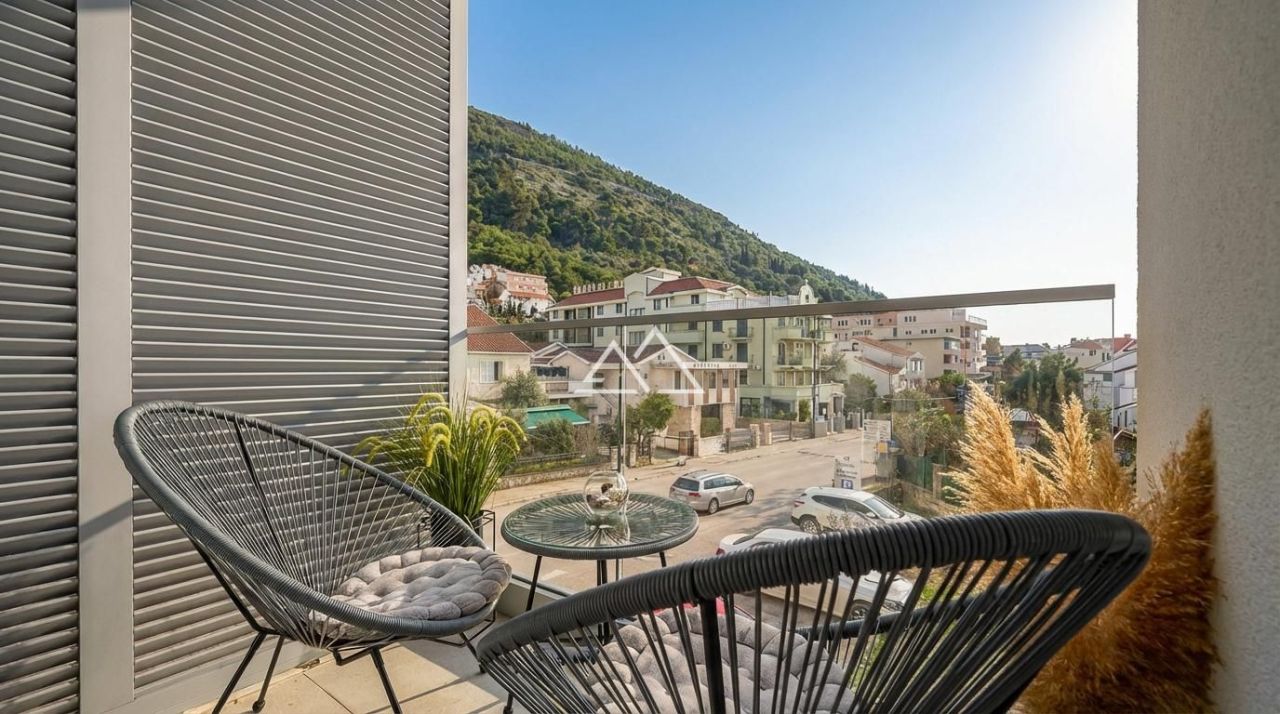 Апартаменты в Будве, Черногория, 91 м² - фото 1