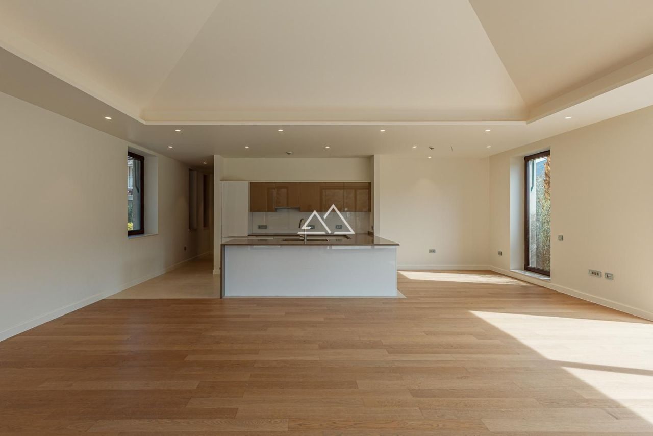 Вилла в Кумборе, Черногория, 287 м² - фото 7