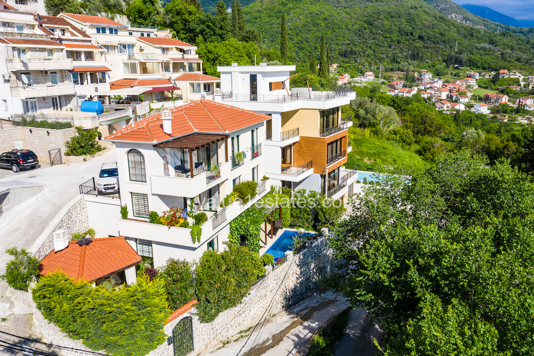 Вилла в Тивате, Черногория, 240 м² - фото 12