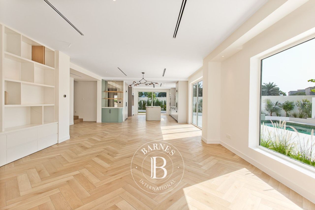 Вилла в Дубае, ОАЭ, 390.2 м² - фото 3