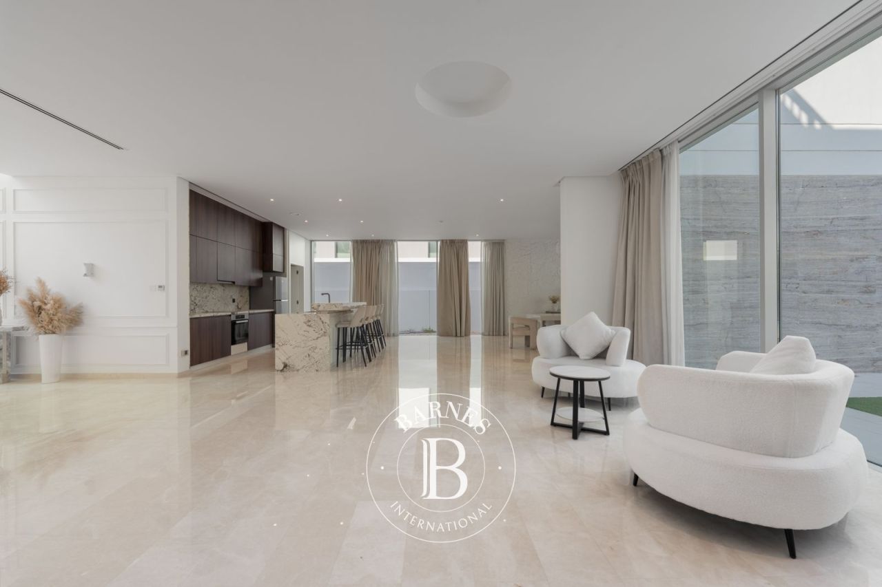 Вилла в Дубае, ОАЭ, 748.6 м² - фото 4