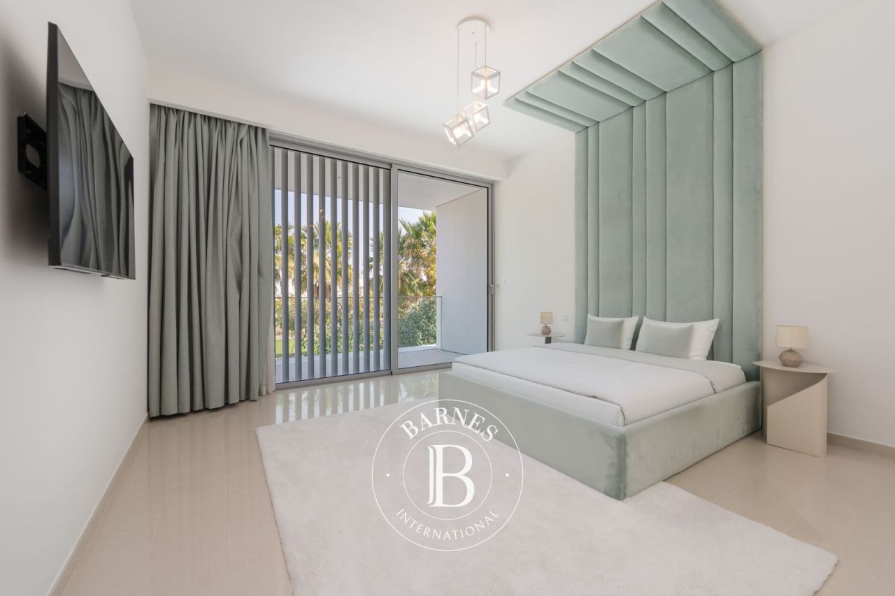 Вилла в Дубае, ОАЭ, 748.6 м² - фото 12