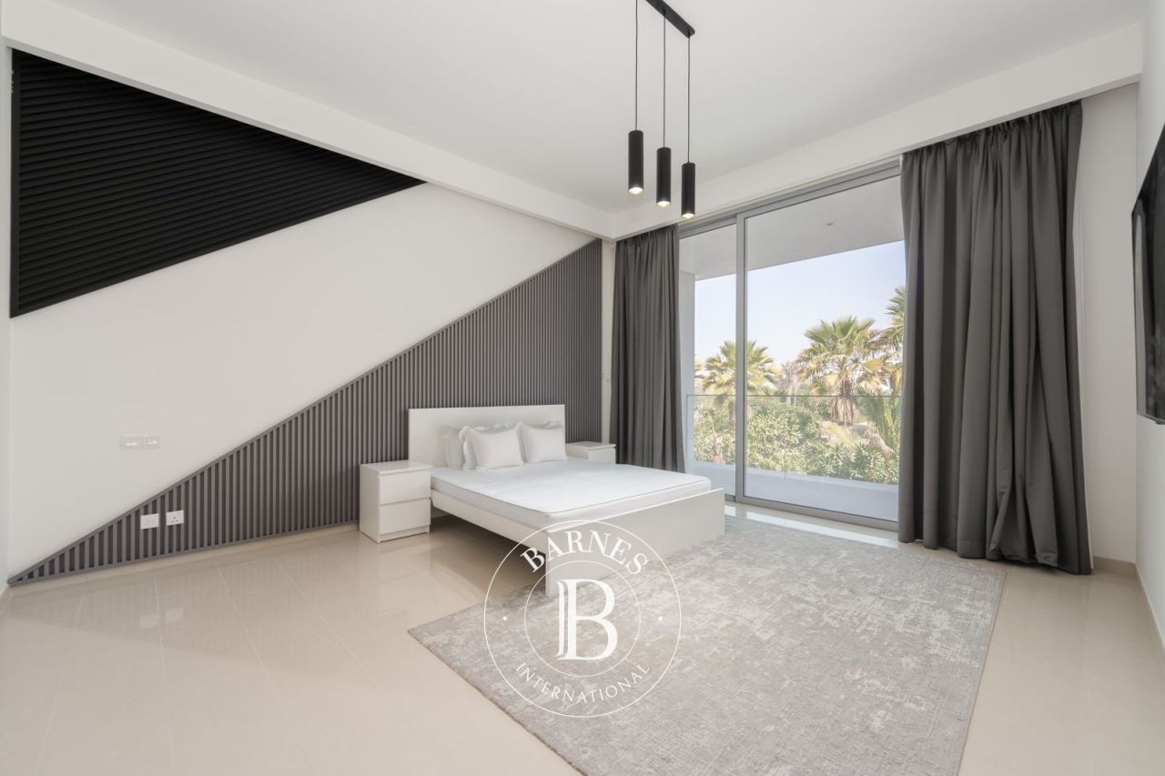 Вилла в Дубае, ОАЭ, 748.6 м² - фото 16