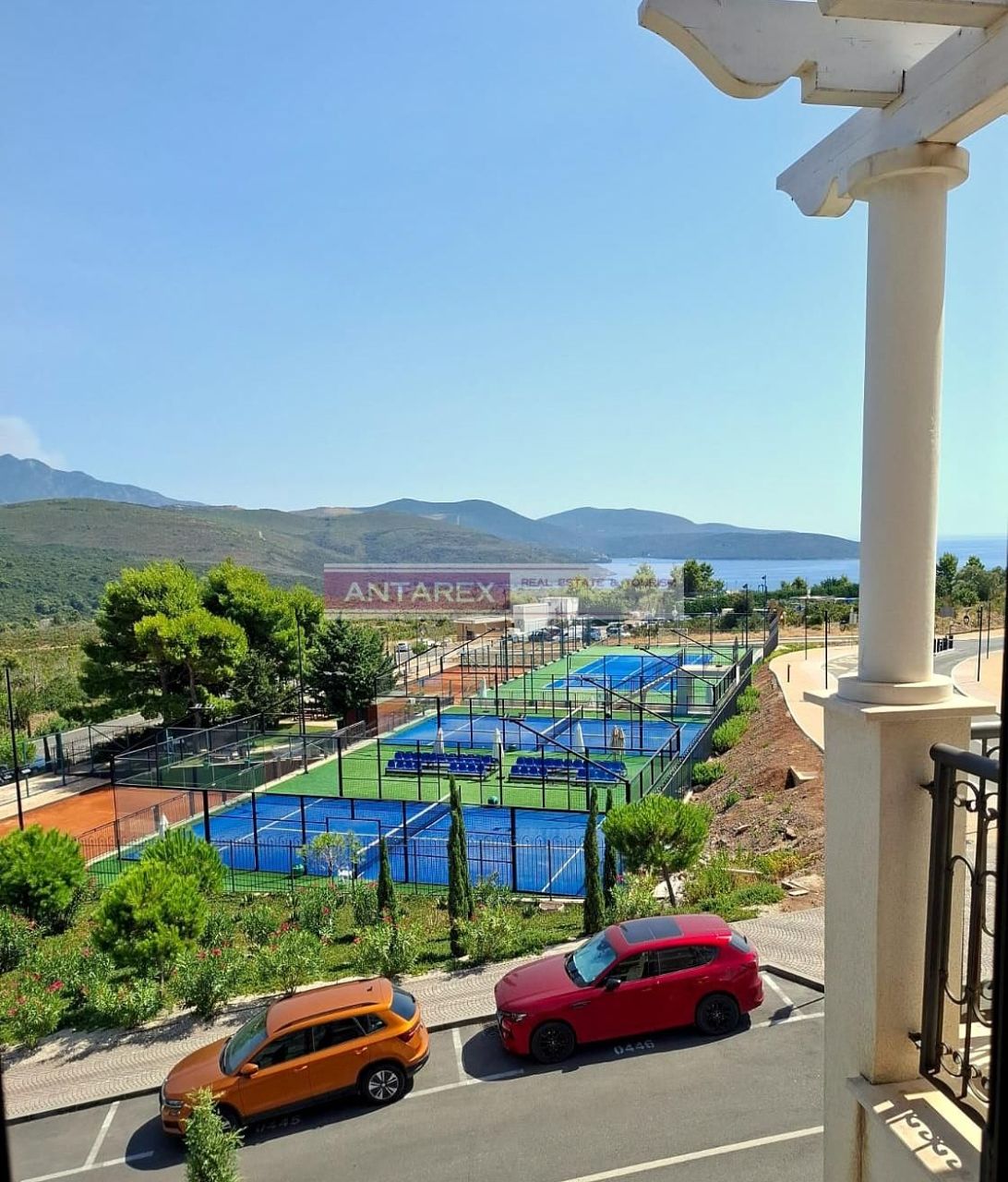 Апартаменты в Радовичах, Черногория, 54 м² - фото 1