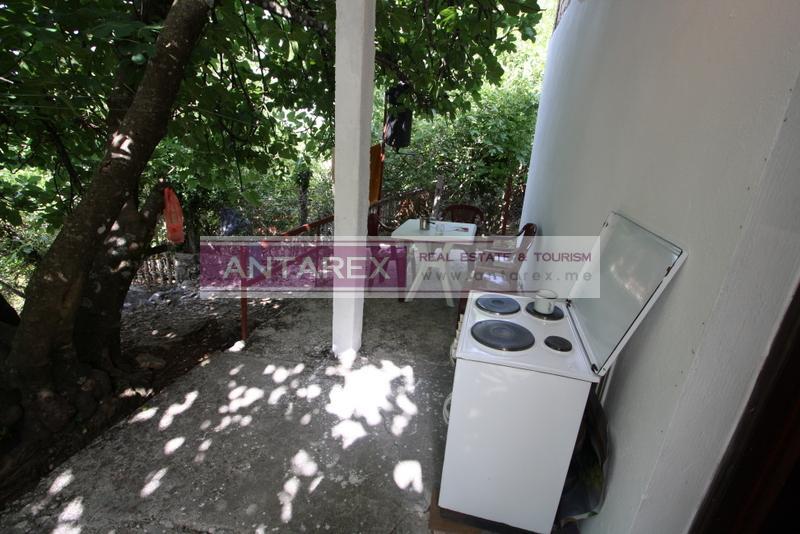 Вилла в Херцег-Нови, Черногория, 30 м² - фото 6