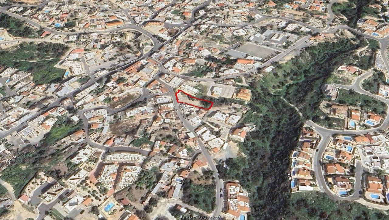 Земля в Пафосе, Кипр, 804 м² - фото 1