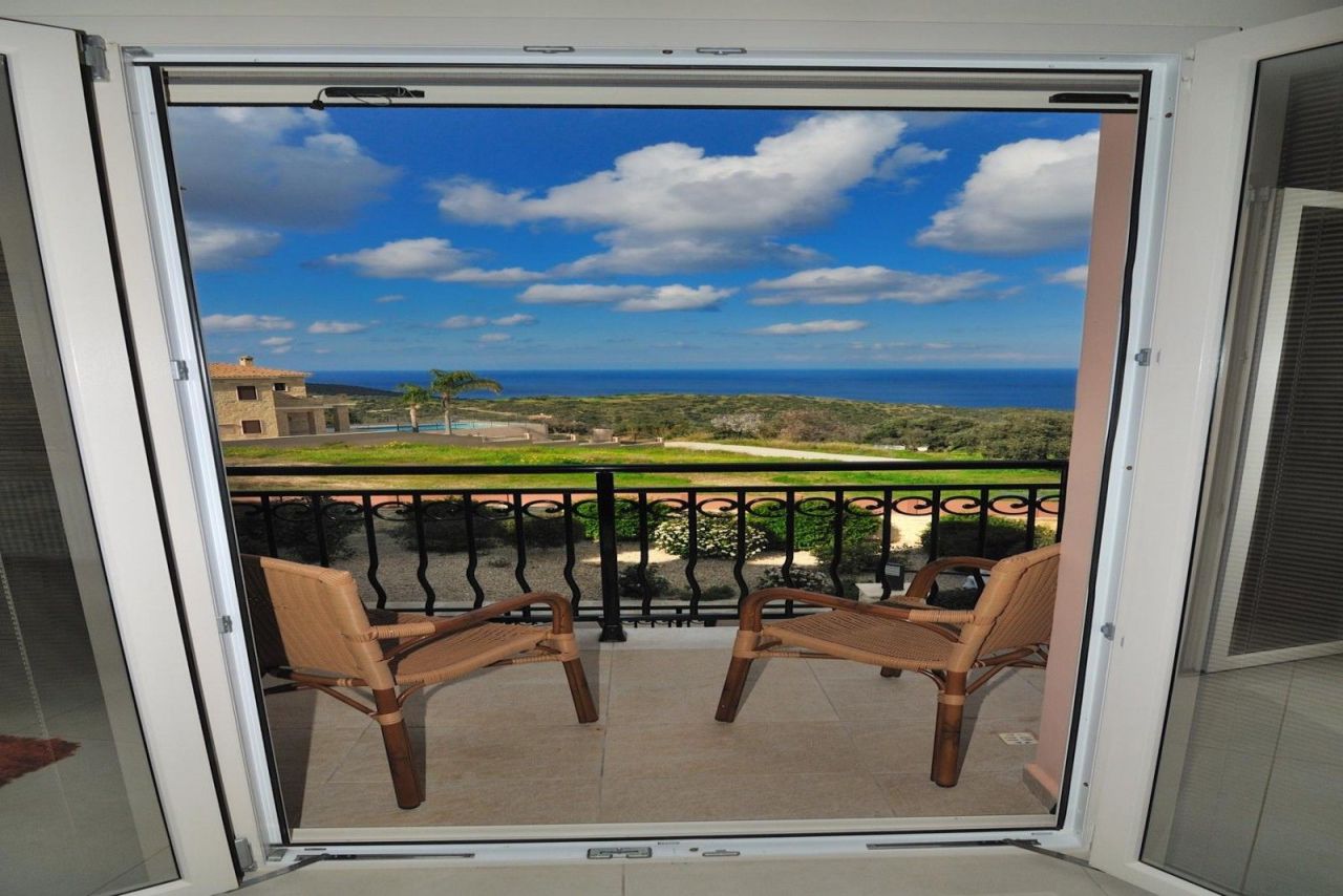 Вилла в Пафосе, Кипр, 320 м² - фото 2