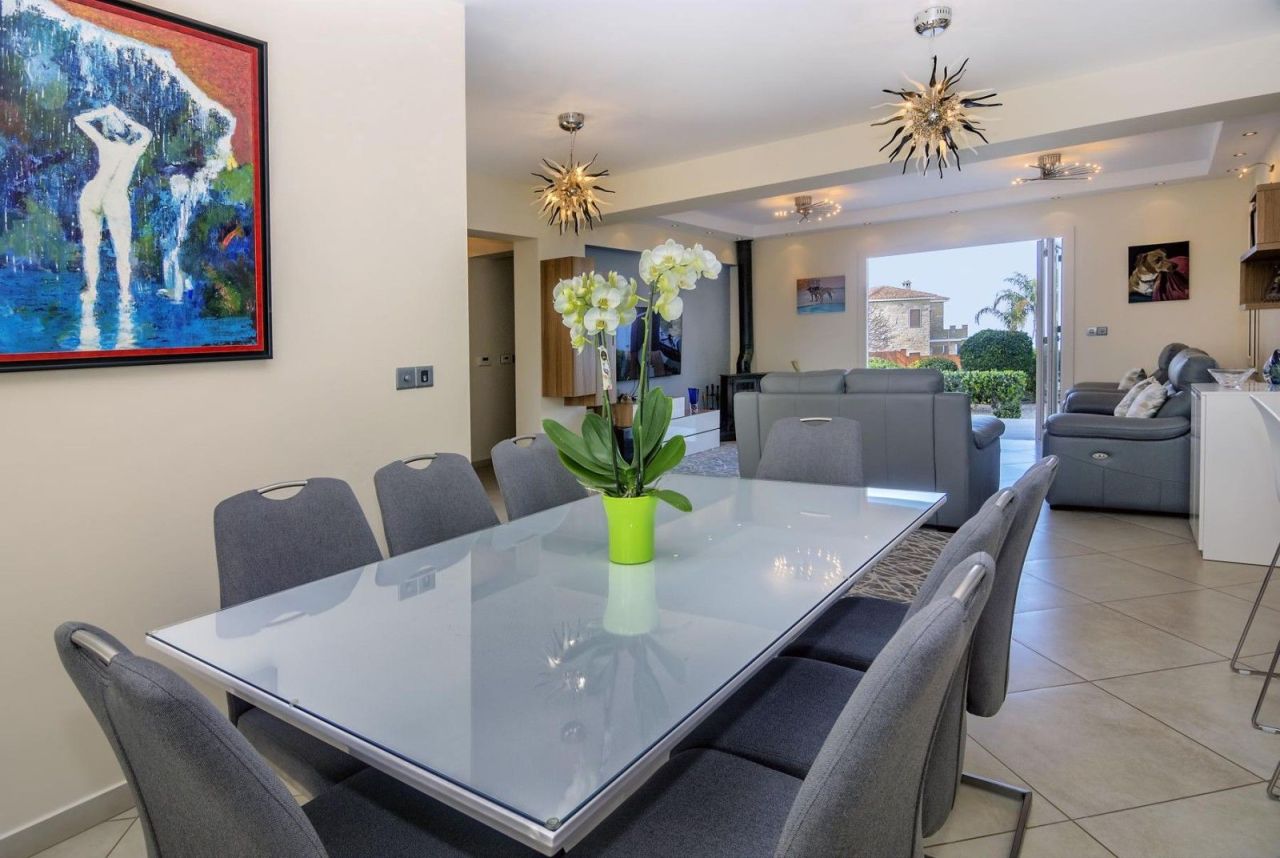 Вилла в Пафосе, Кипр, 320 м² - фото 6