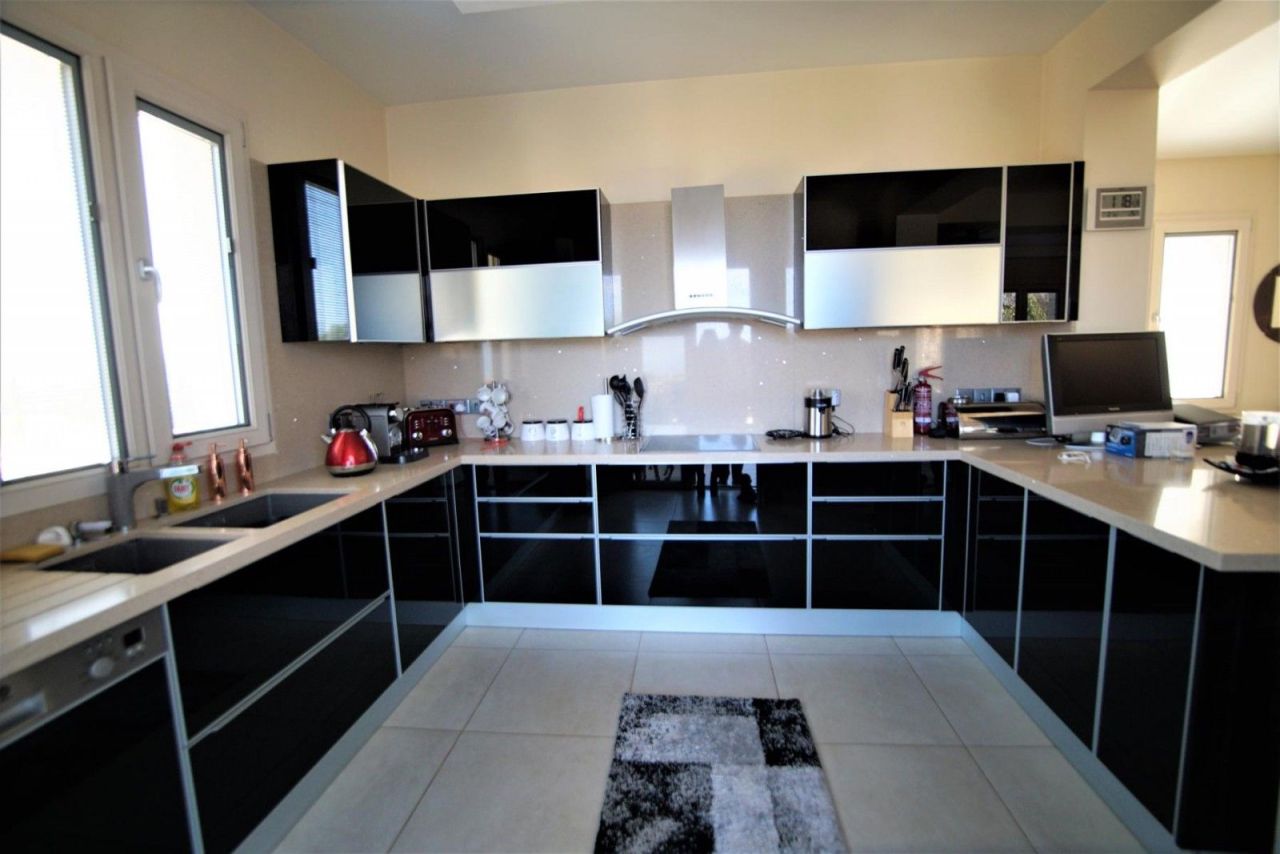 Вилла в Пафосе, Кипр, 320 м² - фото 8