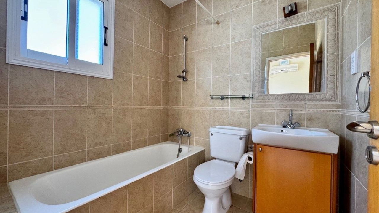 Вилла в Пафосе, Кипр, 125 м² - фото 14