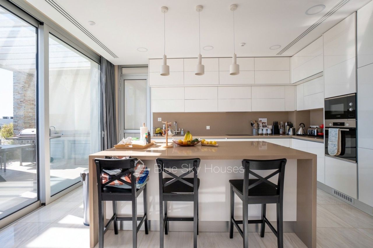 Вилла в Лимасоле, Кипр, 395 м² - фото 17