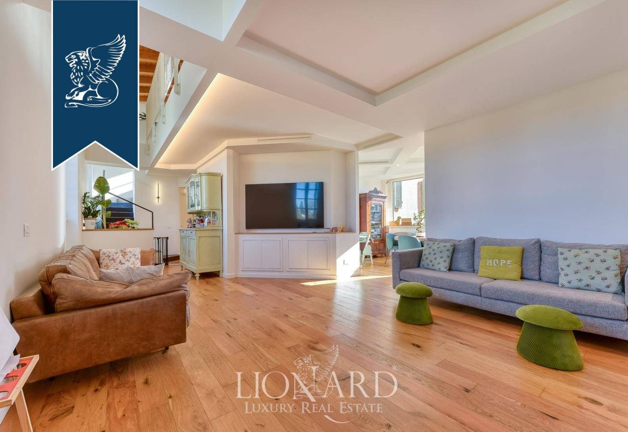 Апартаменты в Риме, Италия, 300 м² - фото 1