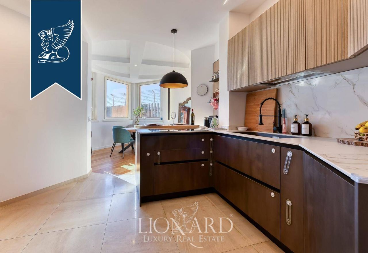 Апартаменты в Риме, Италия, 300 м² - фото 8