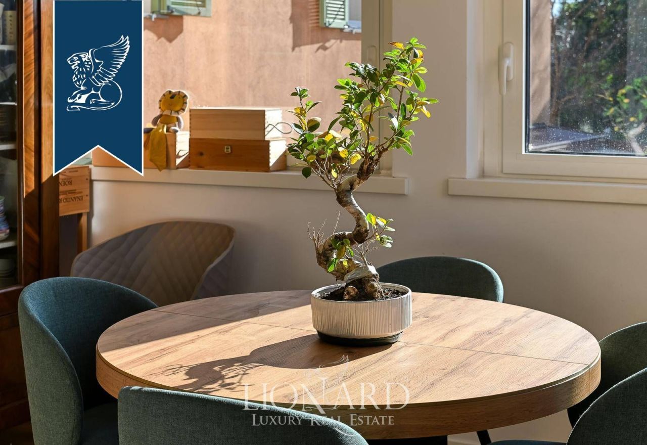 Апартаменты в Риме, Италия, 300 м² - фото 10