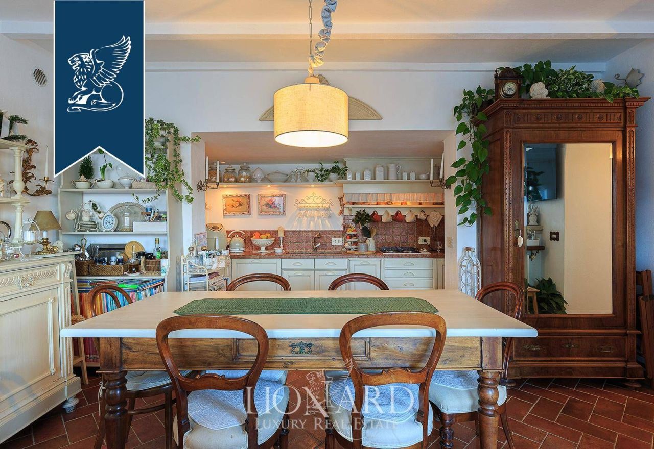 Вилла в Менаджо, Италия, 294 м² - фото 12