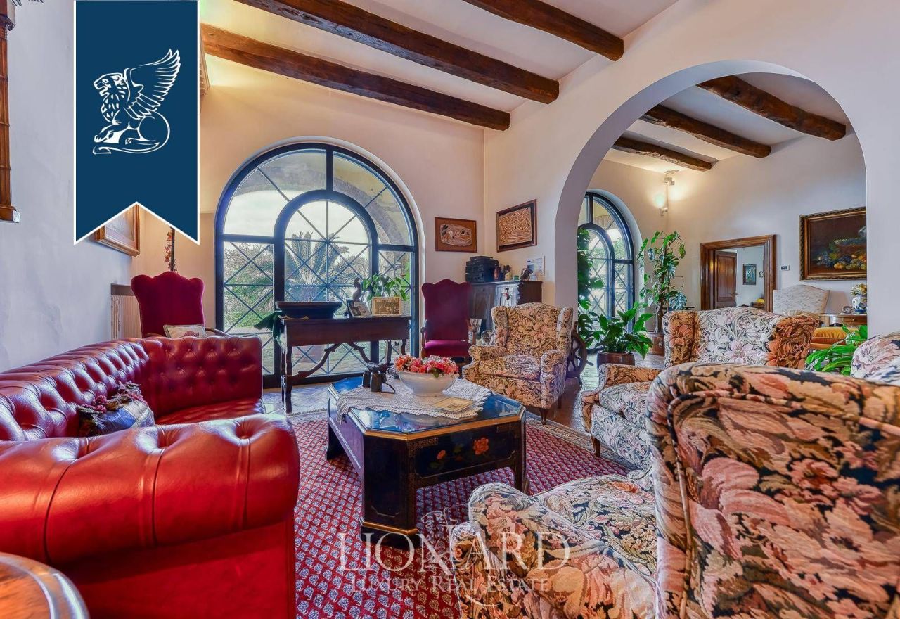 Вилла в Риме, Италия, 600 м² - фото 18