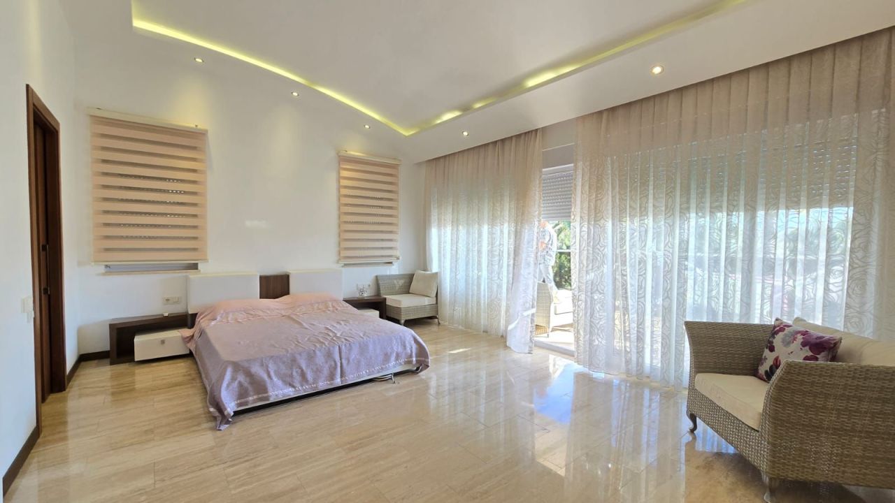 Апартаменты в Алании, Турция, 185 м² - фото 11