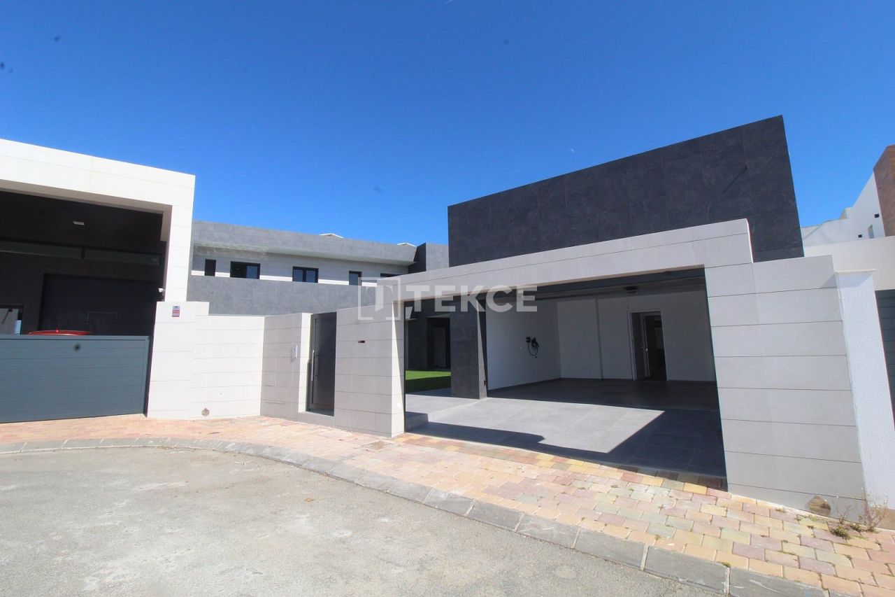 Вилла в Сан-Педро-дель-Пинатаре, Испания, 277 м² - фото 17