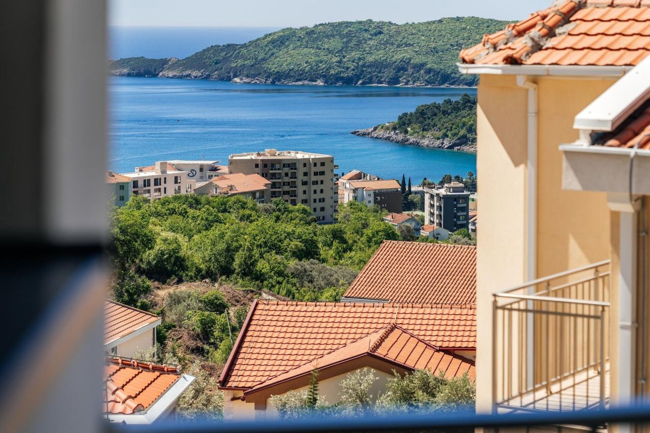 Квартира в Будве, Черногория, 29 м² - фото 14