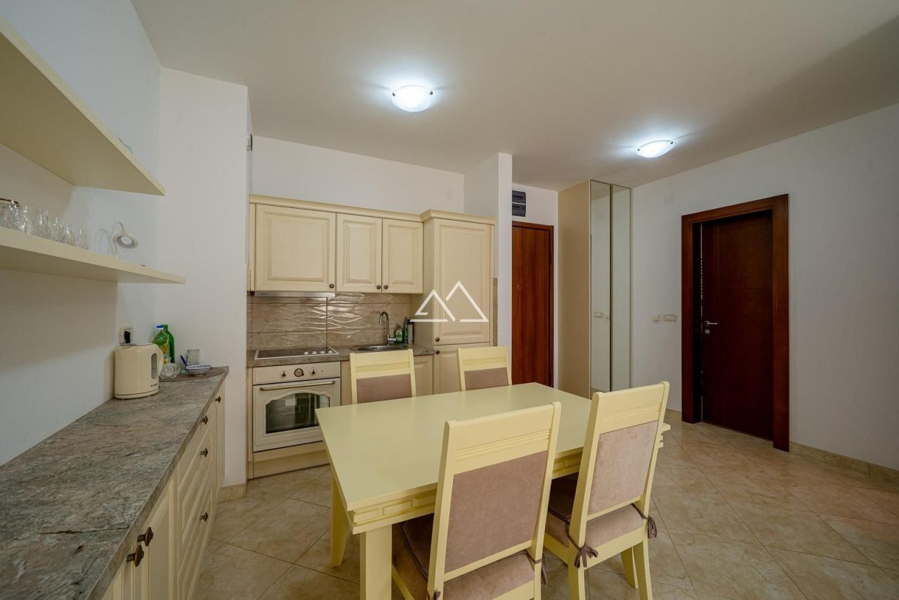 Апартаменты в Бечичи, Черногория, 53 м² - фото 8