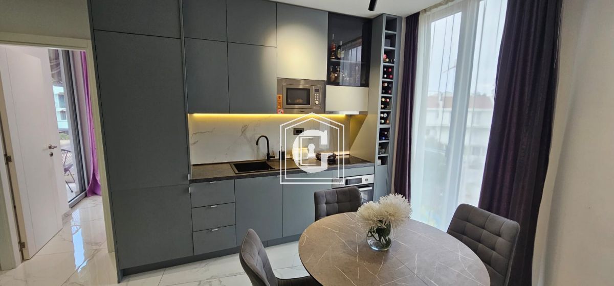 Апартаменты в Будве, Черногория, 91 м² - фото 1