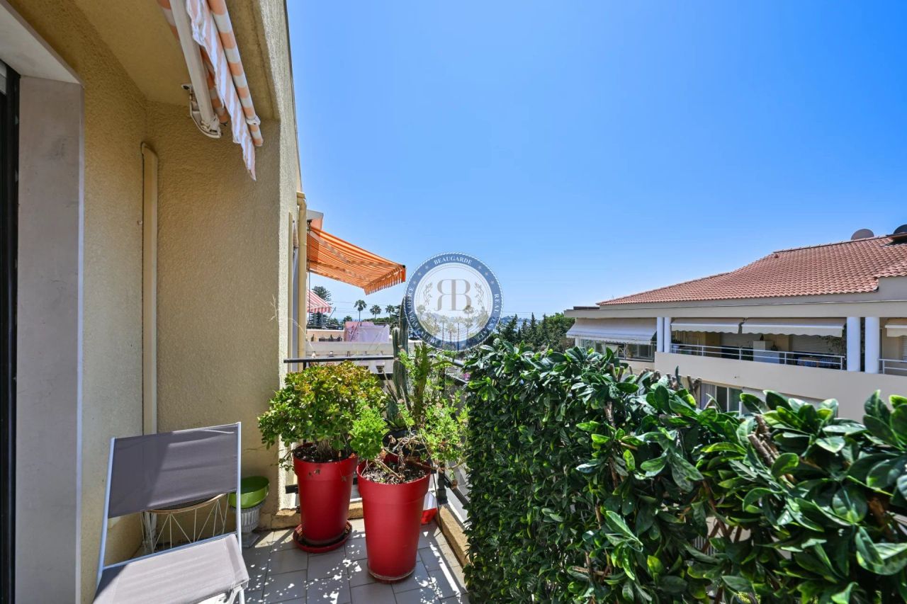 Квартира в Больё-сюр-Мер, Франция, 55 м² - фото 3