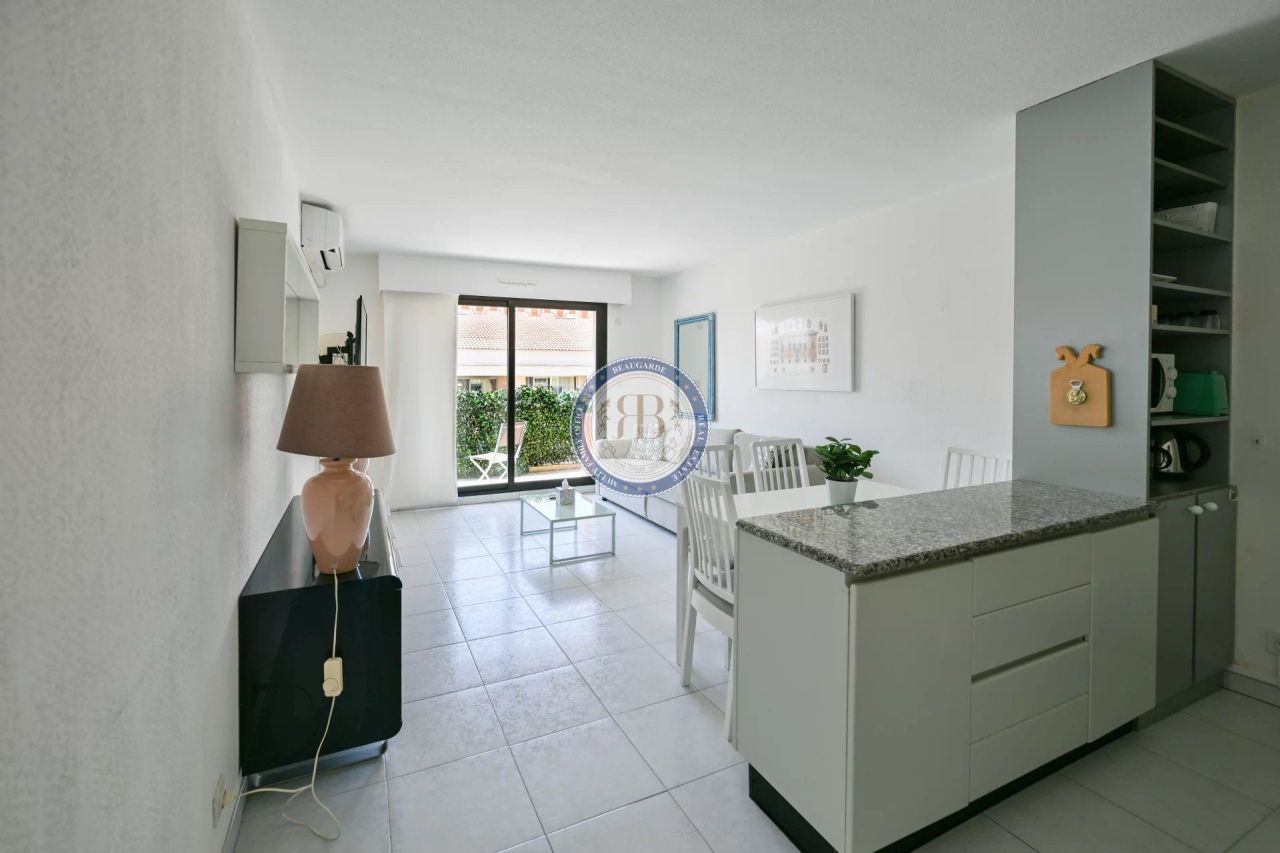 Квартира в Больё-сюр-Мер, Франция, 55 м² - фото 4