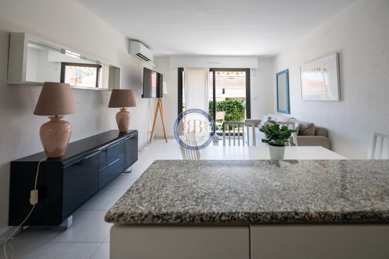 Квартира в Больё-сюр-Мер, Франция, 55 м² - фото 7